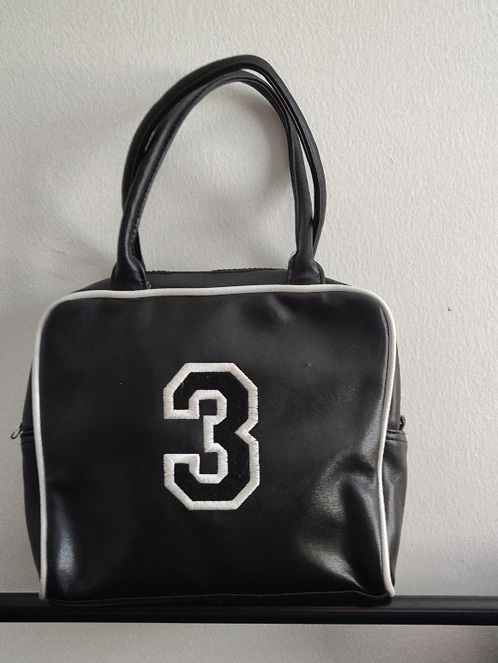 Retro Black Bowling Bag With Bold 3 Design In Excellent Condition